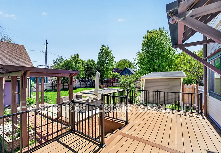 1507 Broadway St — Photo 39