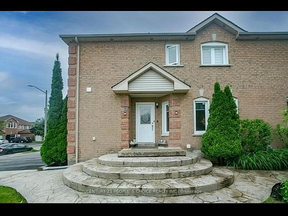 4th image of 95 Lent Cres
