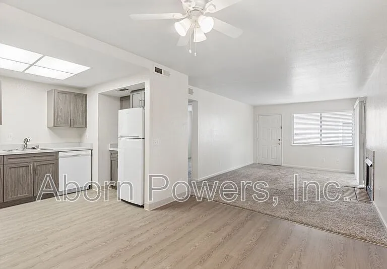 2529 Greenwood Ln #6 — Photo 7