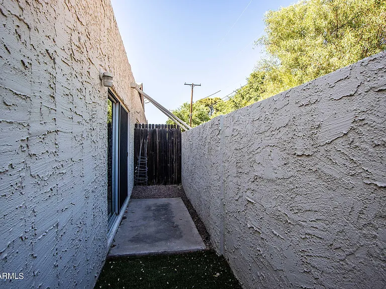 6115 N 13th St — Photo 31