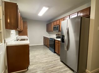 1725 Village Ln, Shelbyville, KY 40065