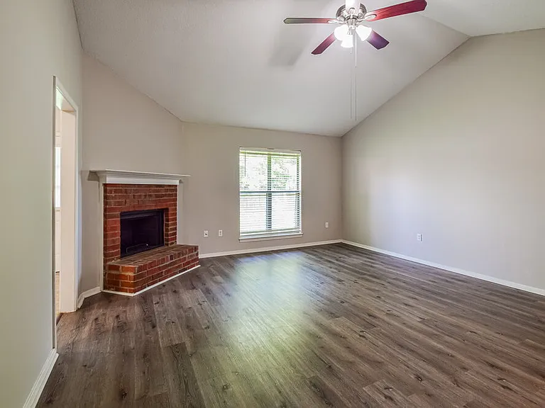10368 Palmer Cv — Photo 4