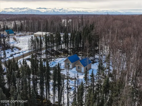 11577 W Ballyshannon Dr, Wasilla, AK 99623