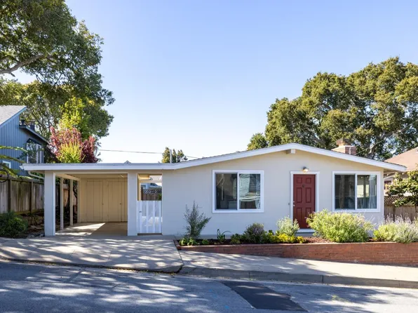 134 3rd St, Pacific Grove, CA 93950