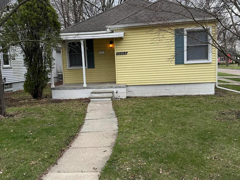 20202 Washtenaw St — Photo 1