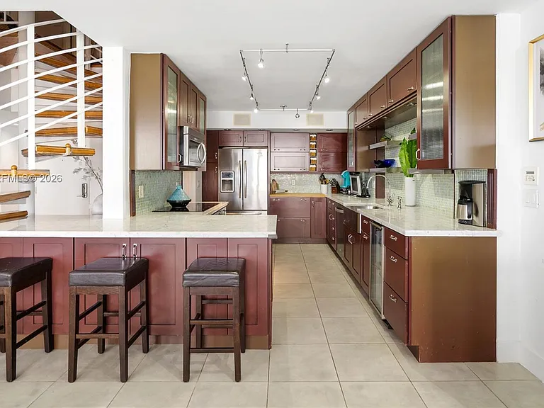 600 NE 36th St #2 — Photo 19