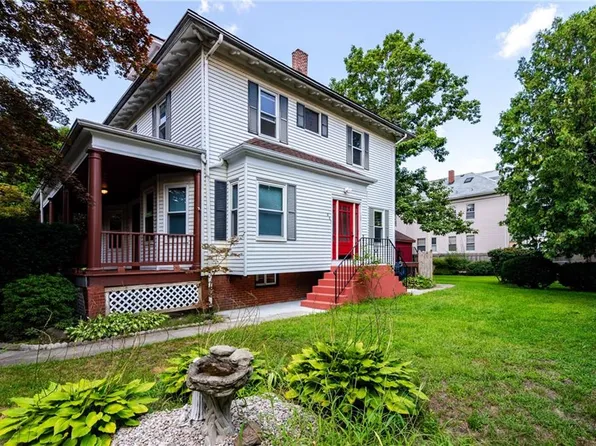 119-121 Beaufort St, Providence, RI 02908