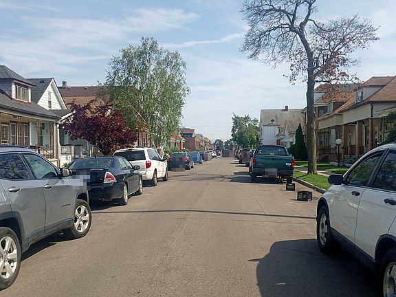 4th image of 11691 Sobieski St