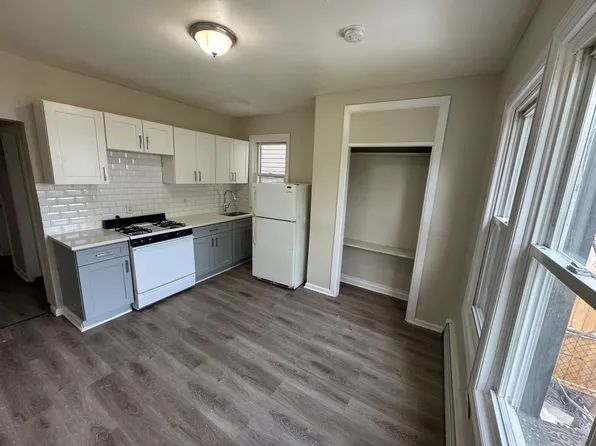 16 Willoughby St, Newark, NJ