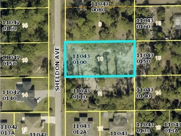 704 Sheldon Ave, Lehigh Acres, FL 33936