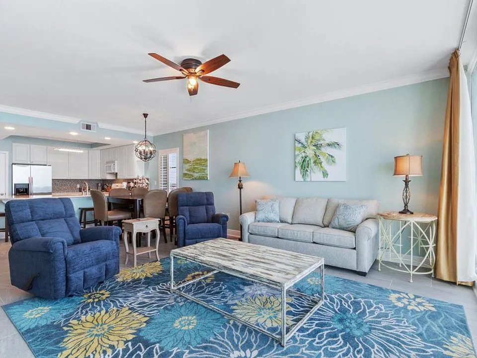 365 E Beach Blvd #ID1266297P