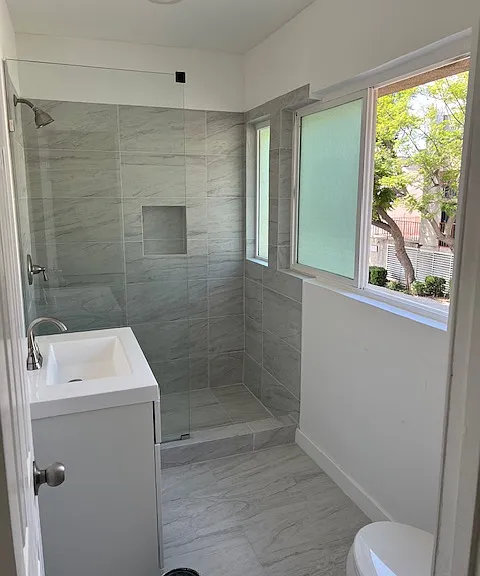 1530 E Broadway #107 — Photo 13