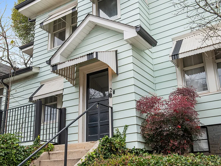 450 N Highland Ave NE #2 — Photo 43