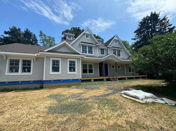 63 McCarter Ave