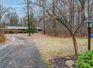 5035 Chaucer Rd, Fort Wayne, IN 46835