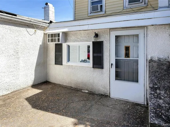1970 E Main St #1974, Mohegan Lake, NY 10547