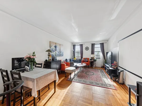 303 E 37th St APT 1F, New York, NY 10016