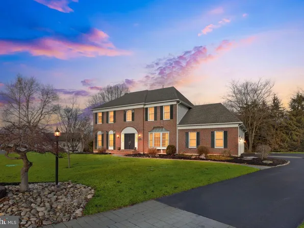 9 Heatherstone Way, Thornton, PA 19373