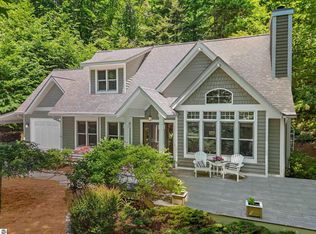 4855 Arbutus Ln, Beulah, MI 49617