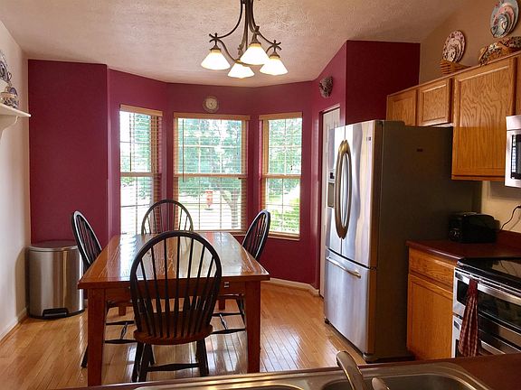 4th image of 1056 Wild Flower Ln