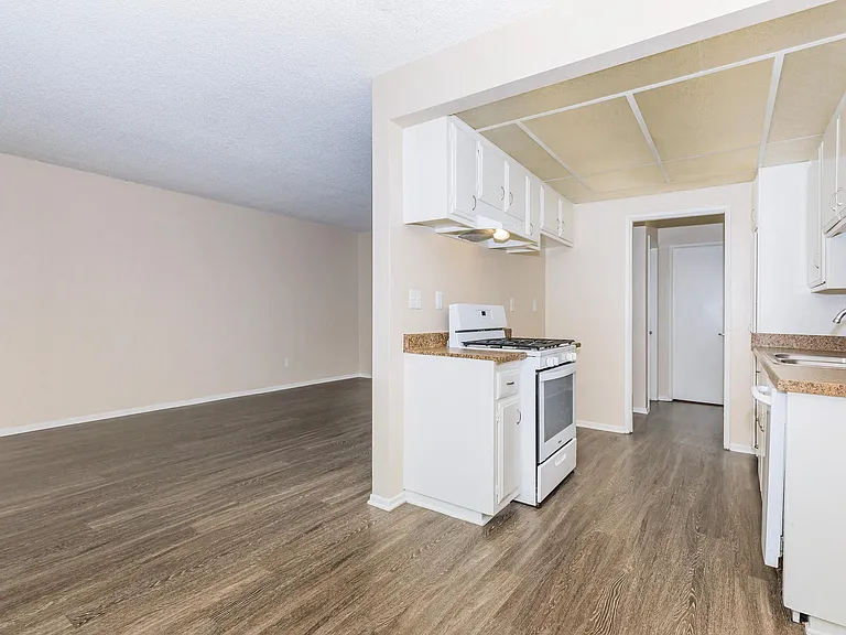 Casa Bonita Apartment Homes — Photo 14