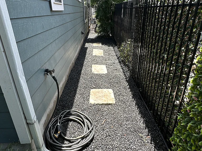 1502 Homespun Rd — Photo 34
