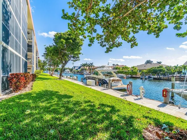 3000 NE 48th Court #103, Lighthouse Point, FL 33064