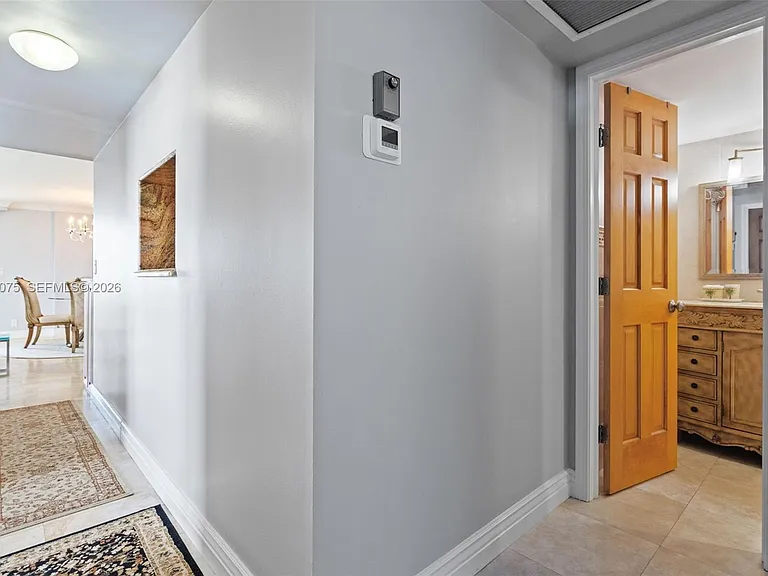 1 Las Olas Cir #809 — Photo 14