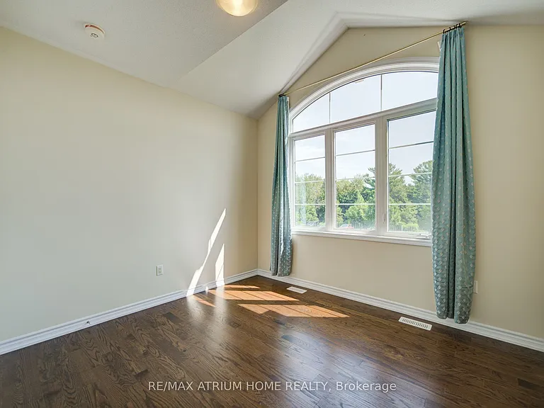 396 Thomas Phillips Dr — Photo 31