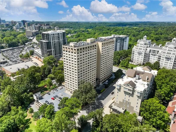 2479 Peachtree Rd NE APT 407, Atlanta, GA 30305