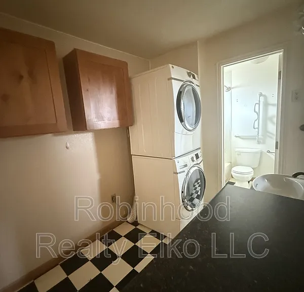 1235 Avenue G — Photo 16