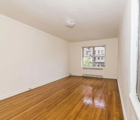 Rented by Wave Real Estate Group | media 8
