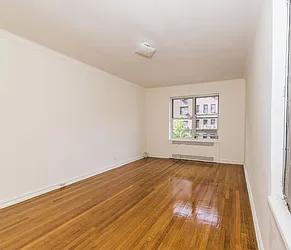 Rented by Wave Real Estate Group