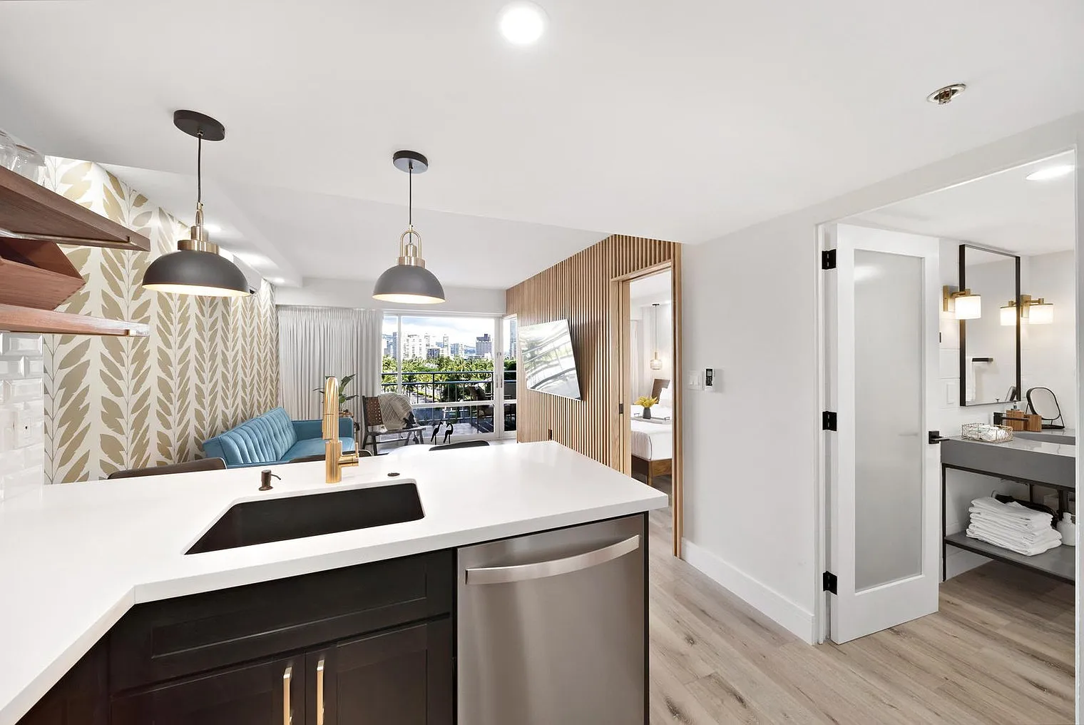 1 bed, 1.0 bath, 495 sqft, $6,281 — Photo 4