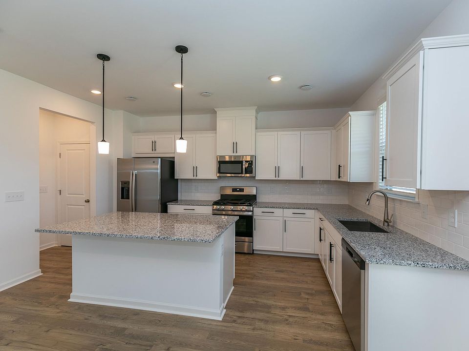 2nd image of 1713 Sailmaker Pl