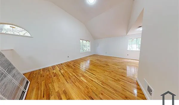 165 Fulton St #2 — Photo 5