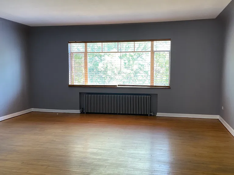 1375 N Pearl St #8 — Photo 19