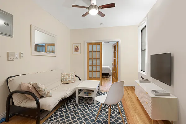 Rented by Douglas Elliman | media 15