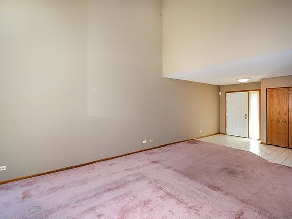 4th image of 3045 Candlewood Ct