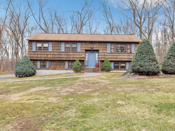 50 Martinka Drive, Shelton, CT 06484
