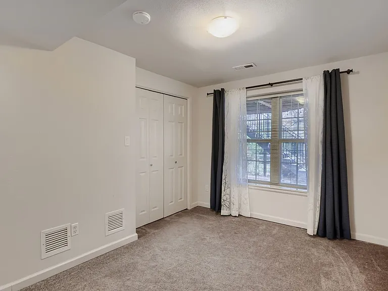 5648 S Iris Way — Photo 15