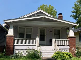 306 1/2 W William St, Champaign, IL