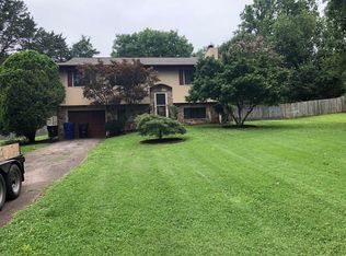 1817 Strathmore Rd, Knoxville, TN 37922