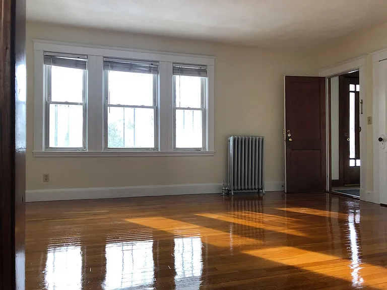 19 Cornell St #19 — Photo 4