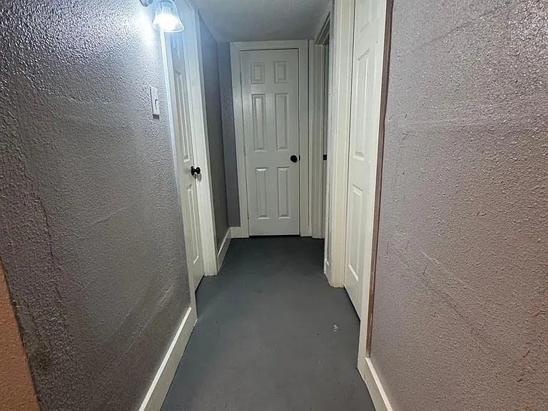3802 Dabney Apartments — Photo 34