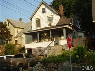 4 Osborne Ave, Norwalk, CT 06855