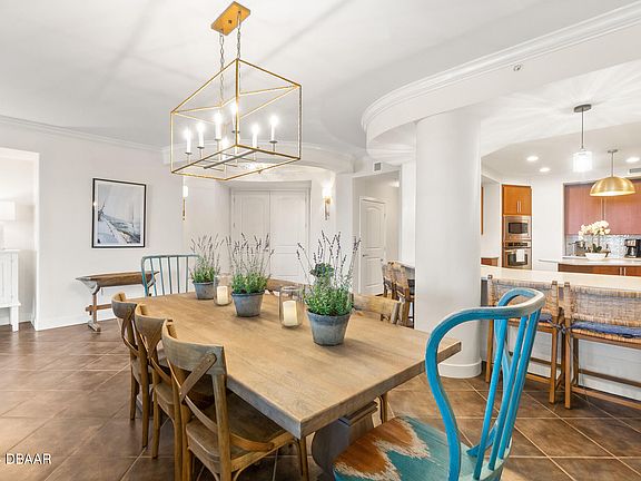 5th image of 1925 S Atlantic Ave APT 706