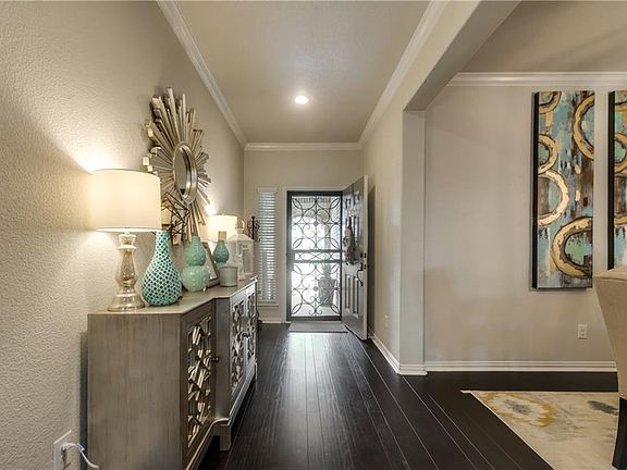 4th image of 1900 Brahorn Ln
