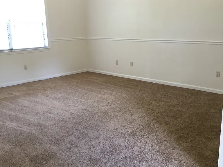 166 NE Jamey Ln — Photo 11