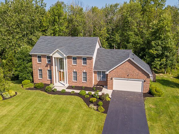 2nd image of 29 Alden Glen Dr